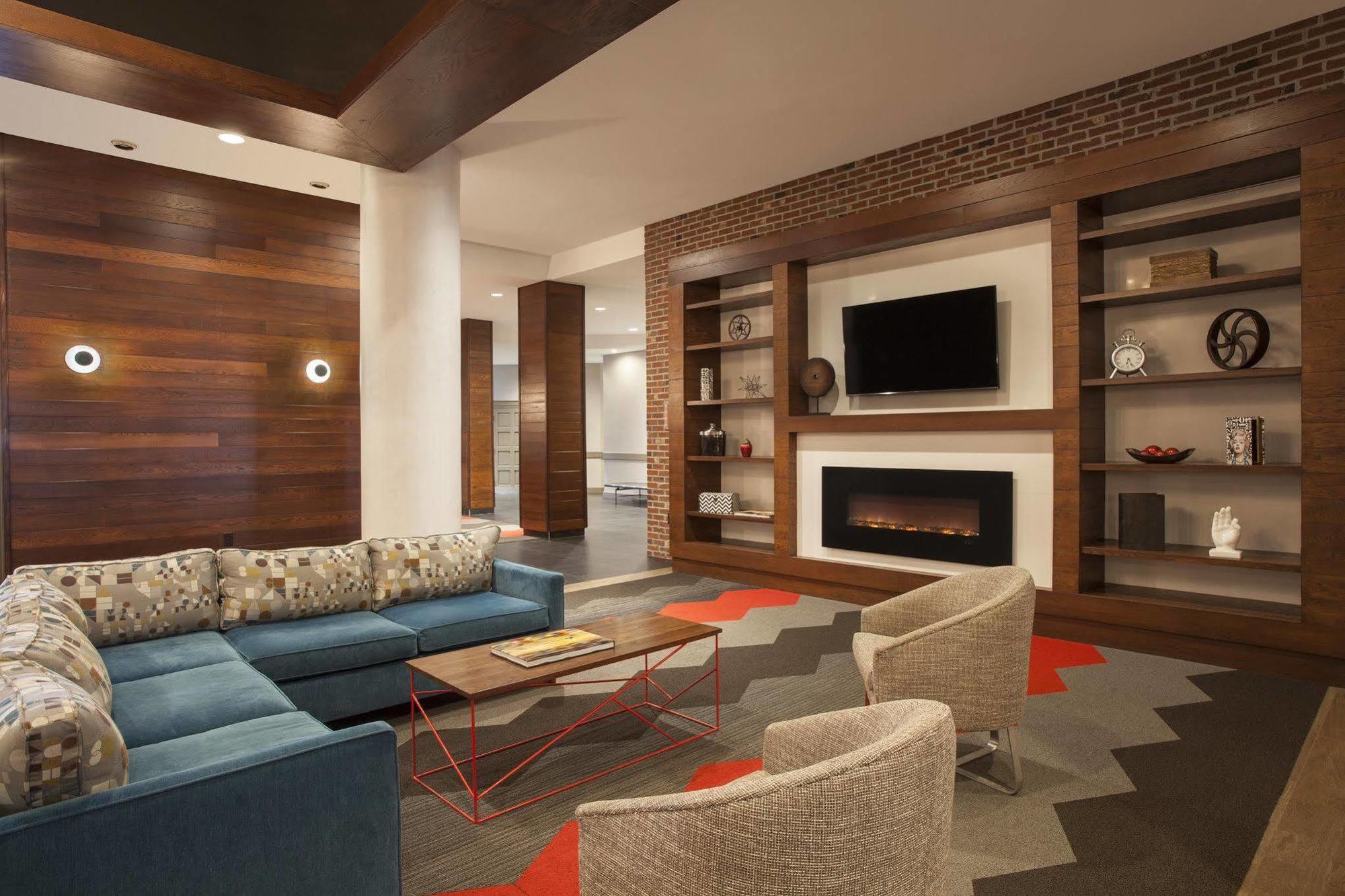 Four Points By Sheraton Richmond Midlothian Bagian luar foto