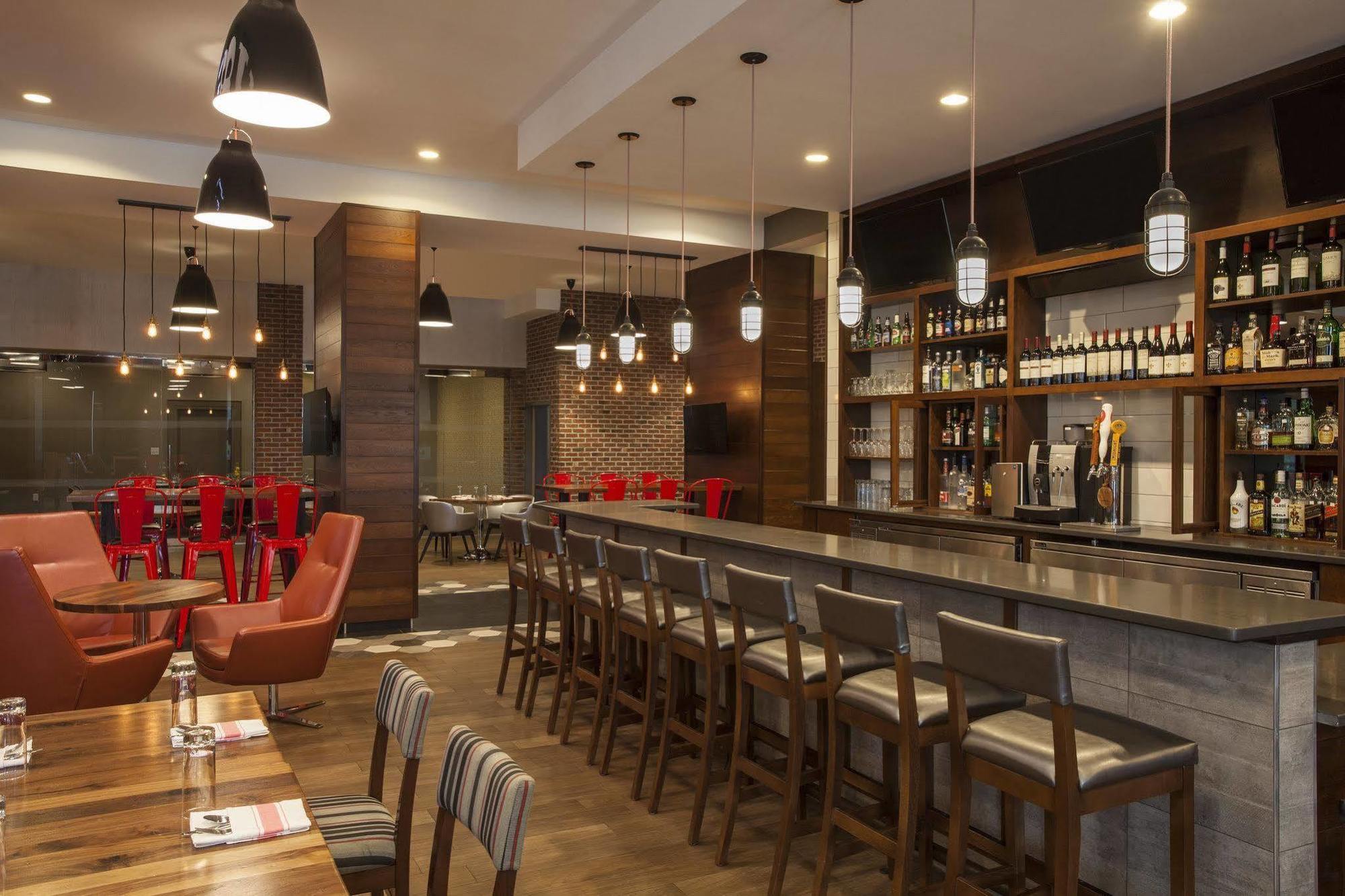 Four Points By Sheraton Richmond Midlothian Bagian luar foto