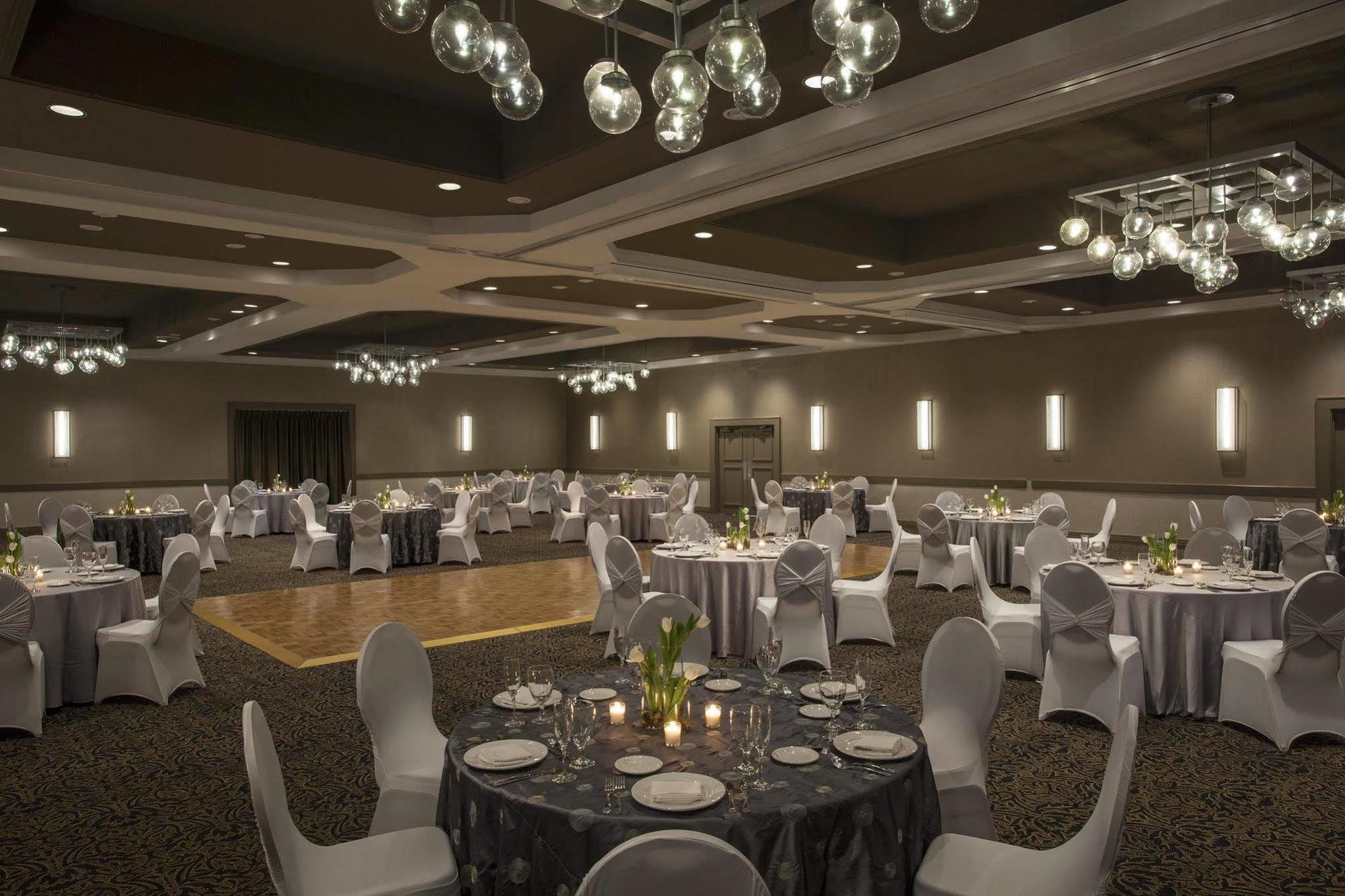 Four Points By Sheraton Richmond Midlothian Bagian luar foto
