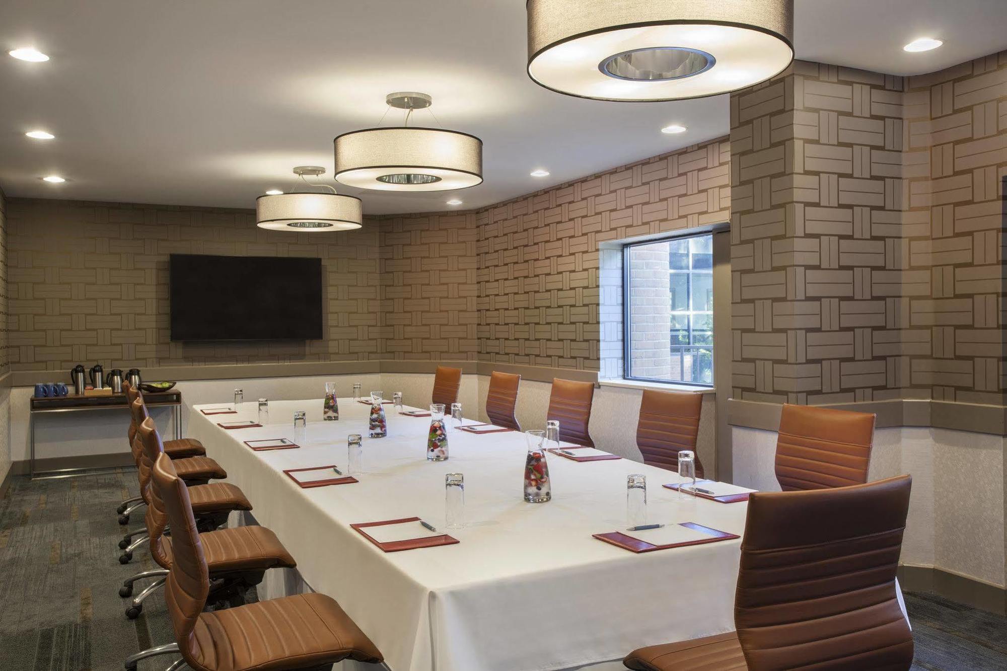 Four Points By Sheraton Richmond Midlothian Bagian luar foto